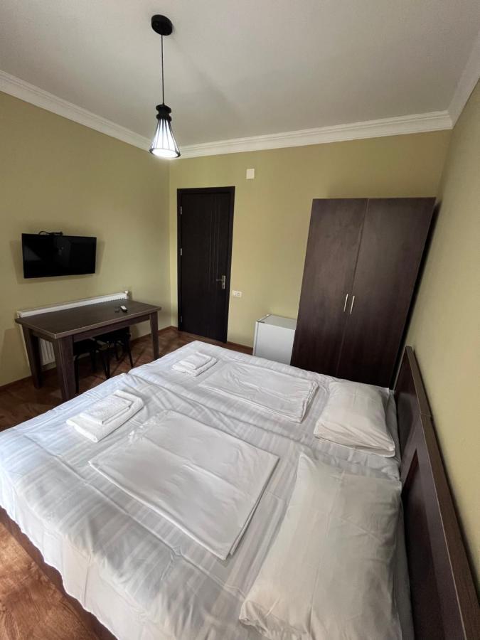 Guest House Madonna Kobuleti Kültér fotó